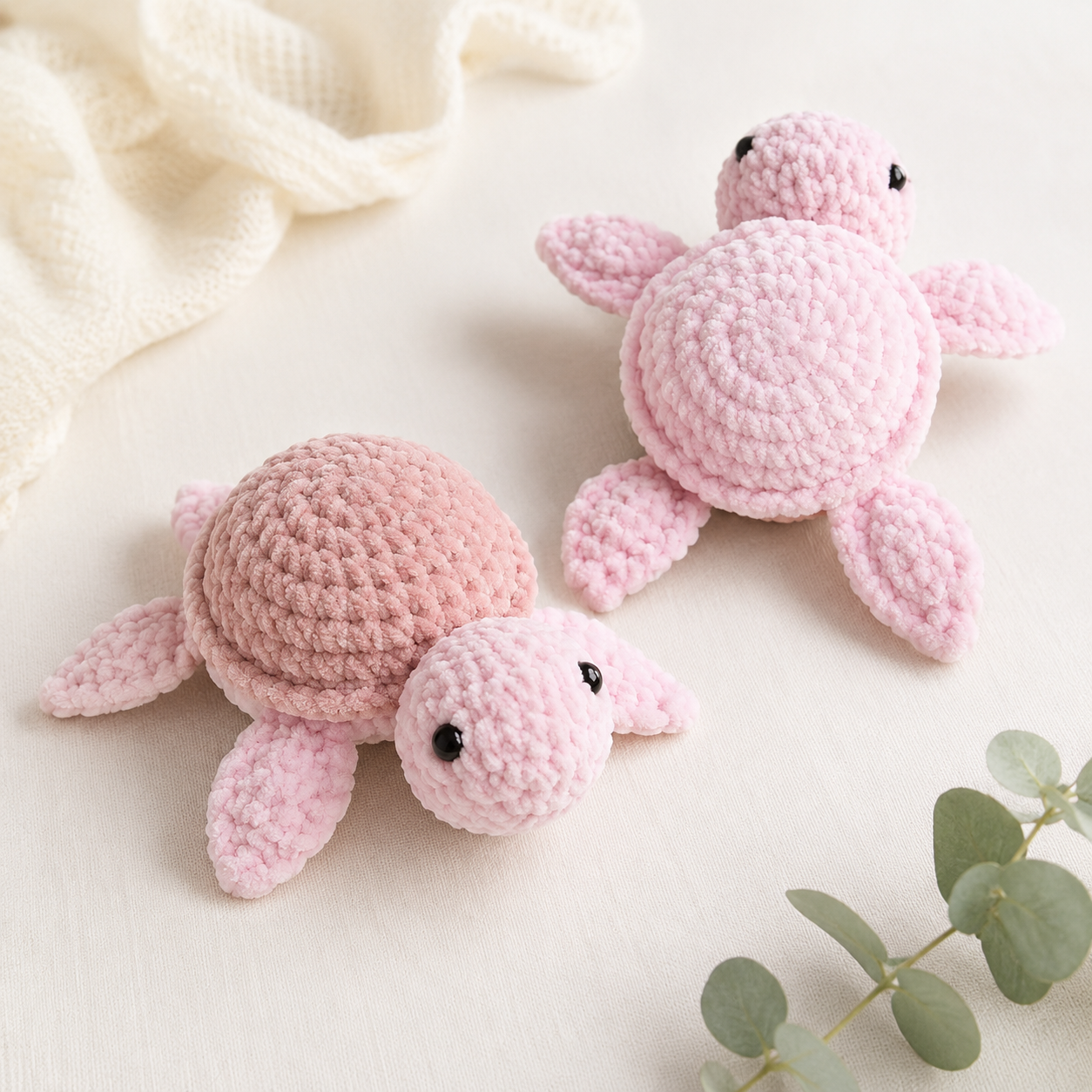 Customizable Crochet Turtle Plush: Handmade Chenille Amigurumi - Image 4
